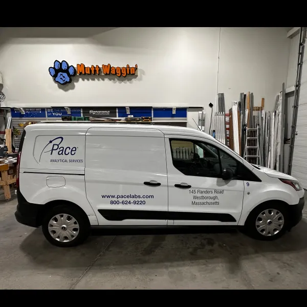 fleet graphics lettering logo vehicle
