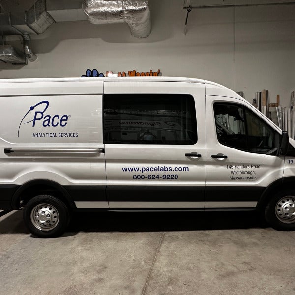 fleet graphics lettering logo vehicle