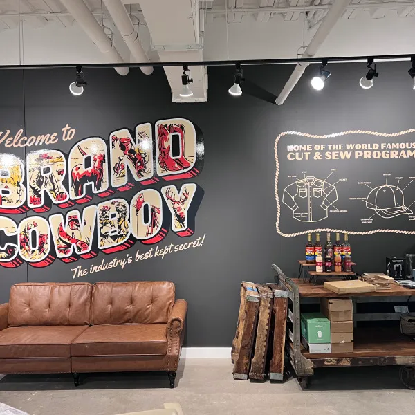 8887 Wall Graphics