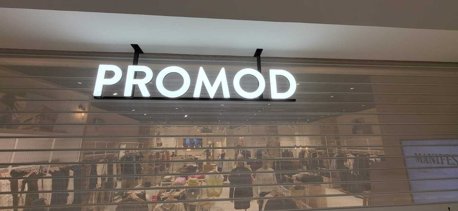 Nouvelle Signalétique pour Promod Le Cendre