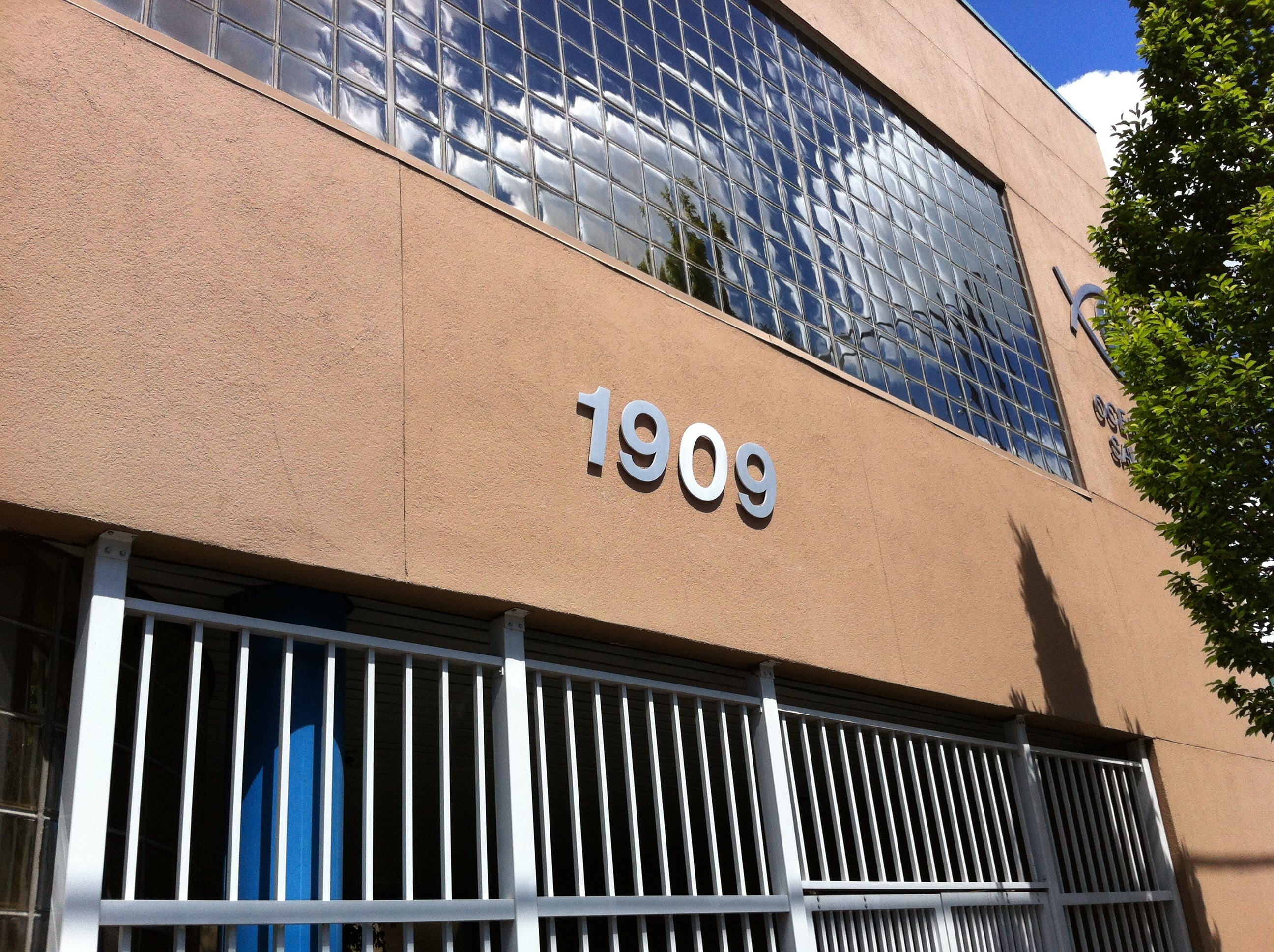 Professional Building Signs