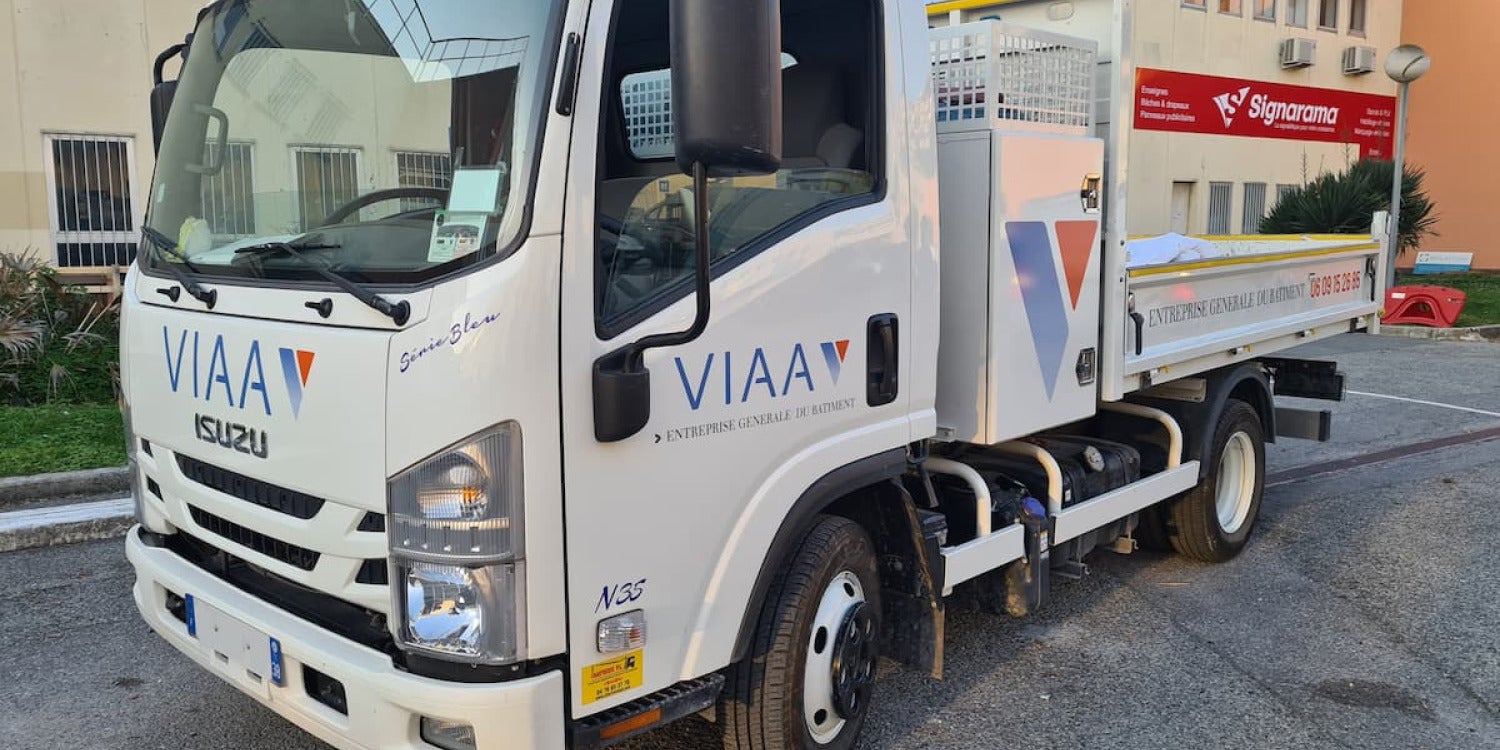 Valorisez votre entreprise avec le marquage de véhicules à Nice