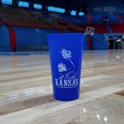 https://cdn.gorilladash.com/images/media/16407878/fully-promoted-usa-bill-self-custom-stadium-plastic-cups-square-67c89dd6304e9.jpg?auto=webp&crop=1%3A1%2Csmart&width=400