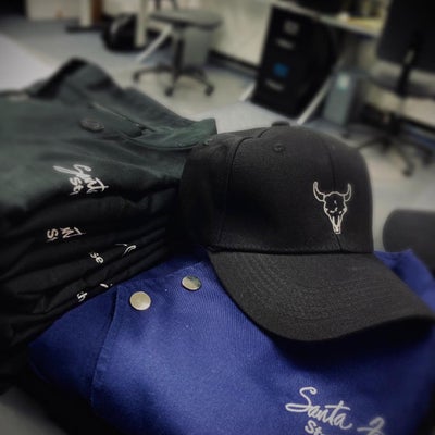 https://cdn.gorilladash.com/images/media/16411829/fully-promoted-usa-embroidered-culinary-apparel-square-67ca0894b9f8c.jpg?auto=webp&crop=1%3A1%2Csmart&width=400
