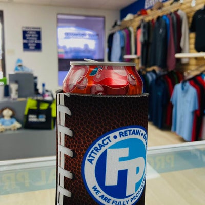 https://cdn.gorilladash.com/images/media/16411839/fully-promoted-usa-fully-promoted-koozies-square-67ca0949be93f.jpg?auto=webp&crop=1%3A1%2Csmart&width=400