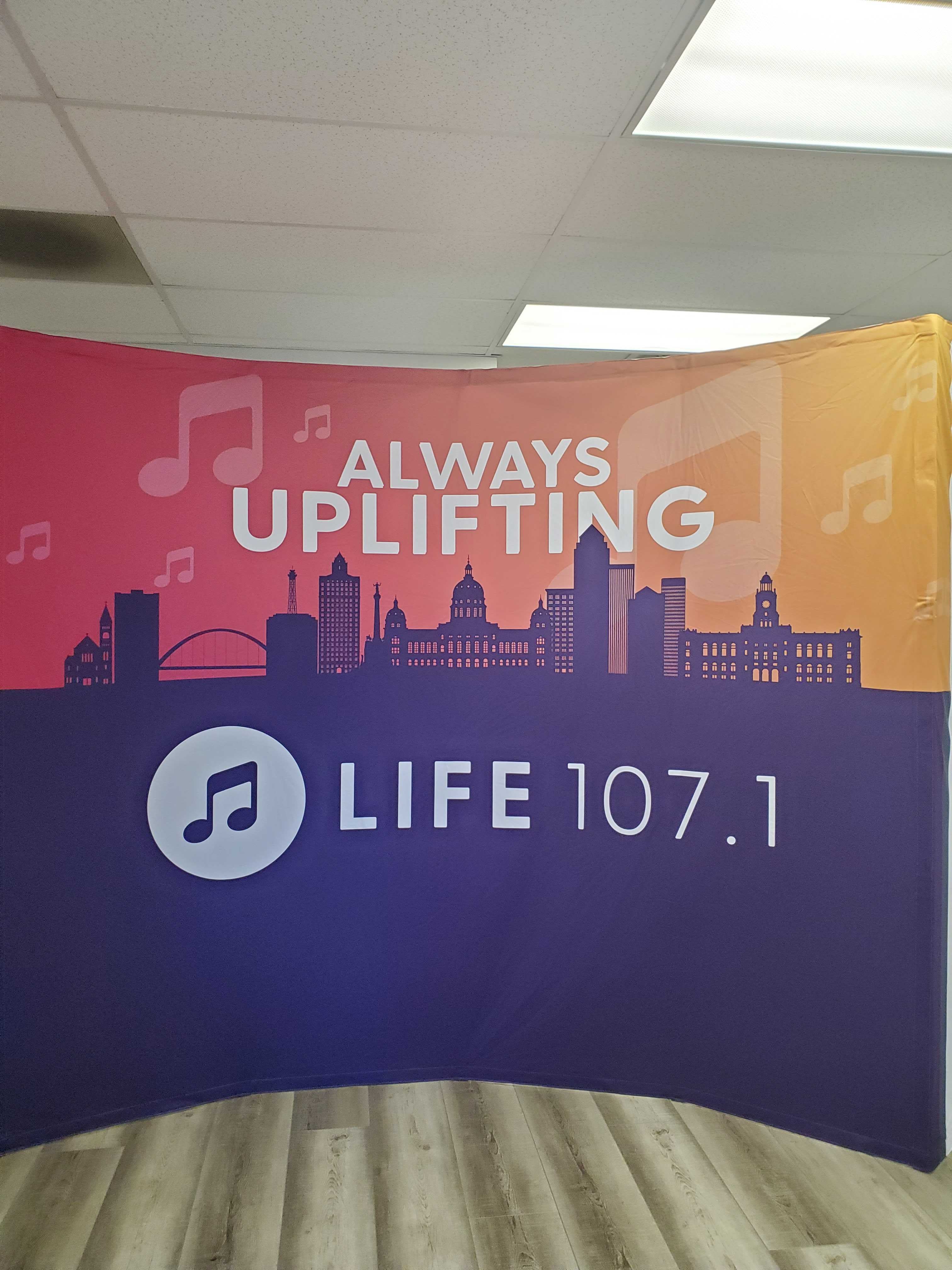Tradeshow Signs & Banners