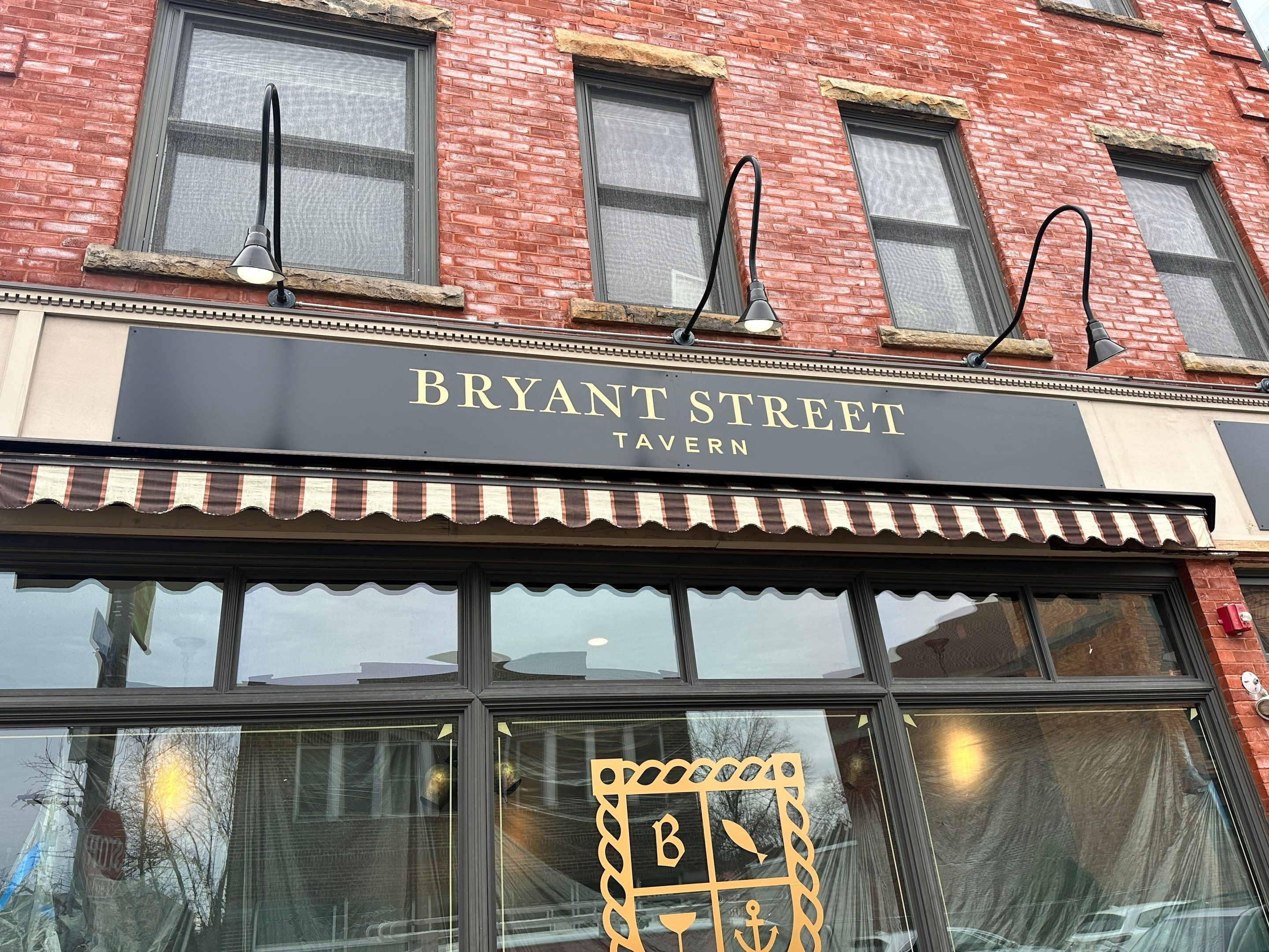 Bryant Street Tavern in Highland Park (Pittsburgh), PA Signage & Window Graphics