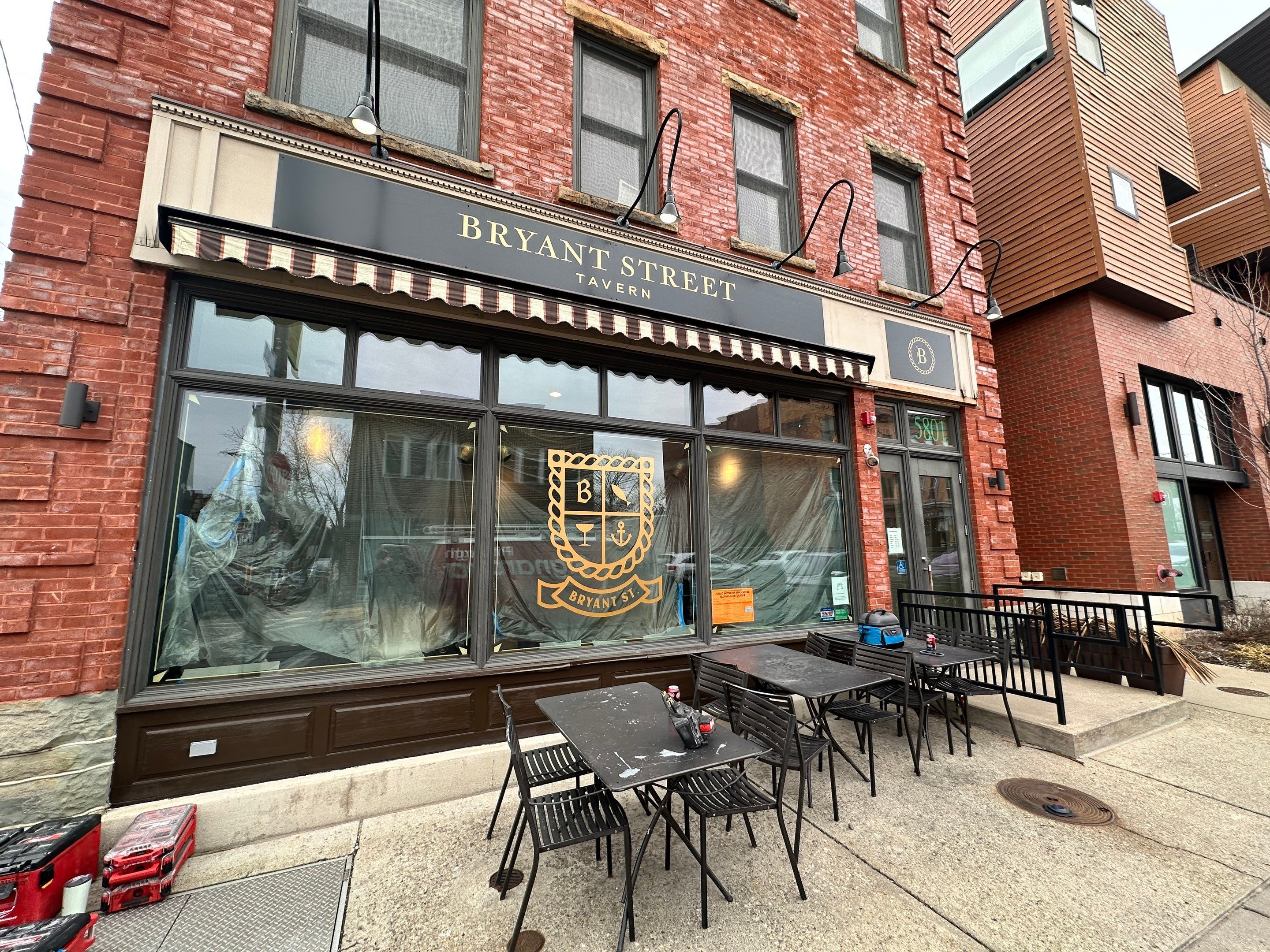 Bryant Street Tavern in Highland Park (Pittsburgh), PA Signage & Window Graphics