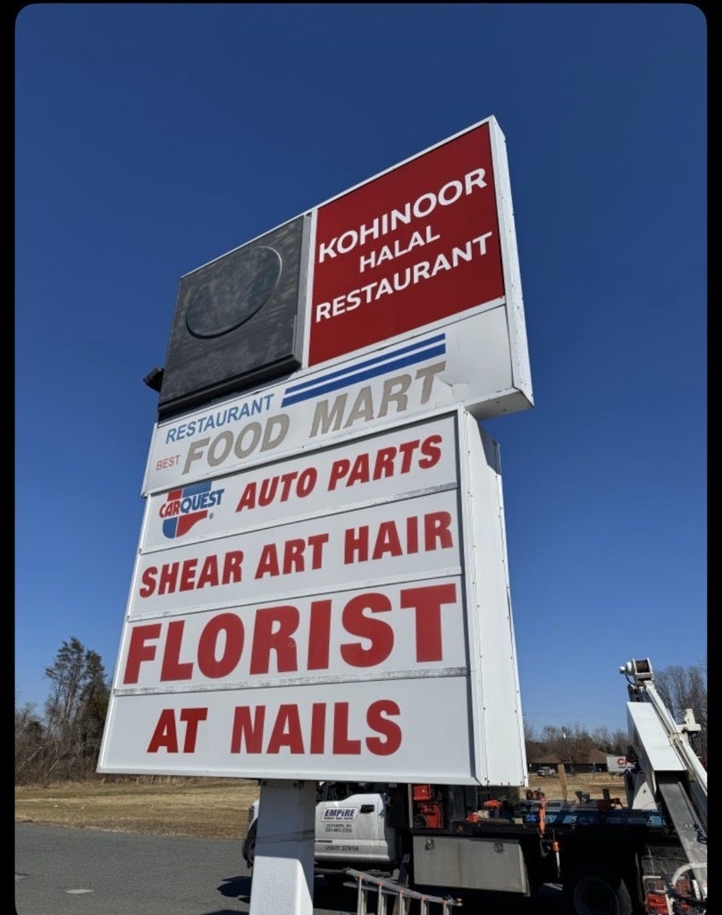 Kohinoor Halal Restaurant in Stafford, VA Shines with New Pylon Sign, Channel Letters, and Window Graphics
