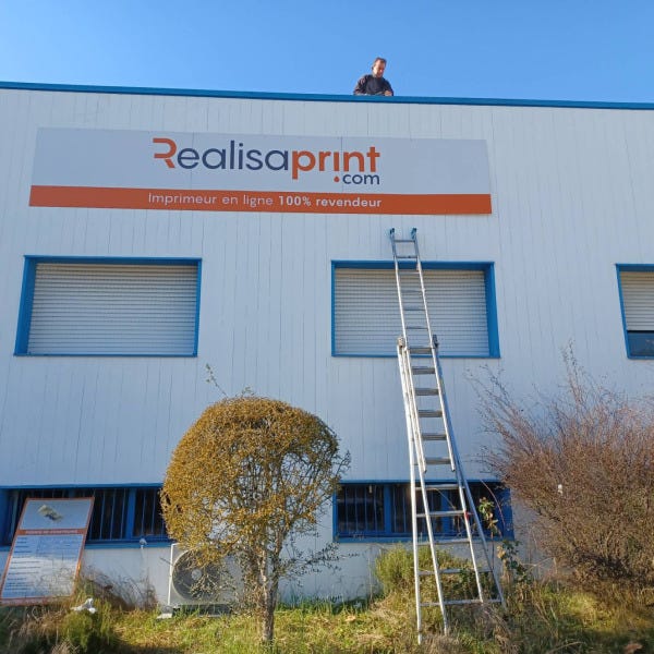 pose-enseigne-dibond-pour-realisaprint-signarama-saint-laurent-du-var