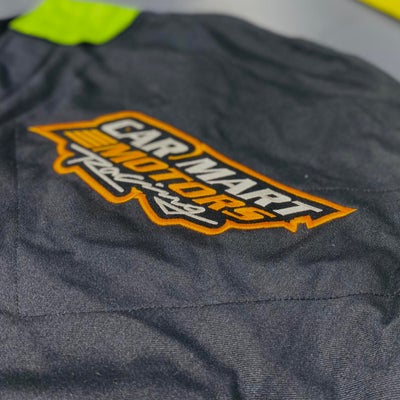 https://cdn.gorilladash.com/images/media/16457354/fully-promoted-usa-embroidered-race-jacket-square-67d20c1fd7d7e.jpg?auto=webp&crop=1%3A1%2Csmart&width=400