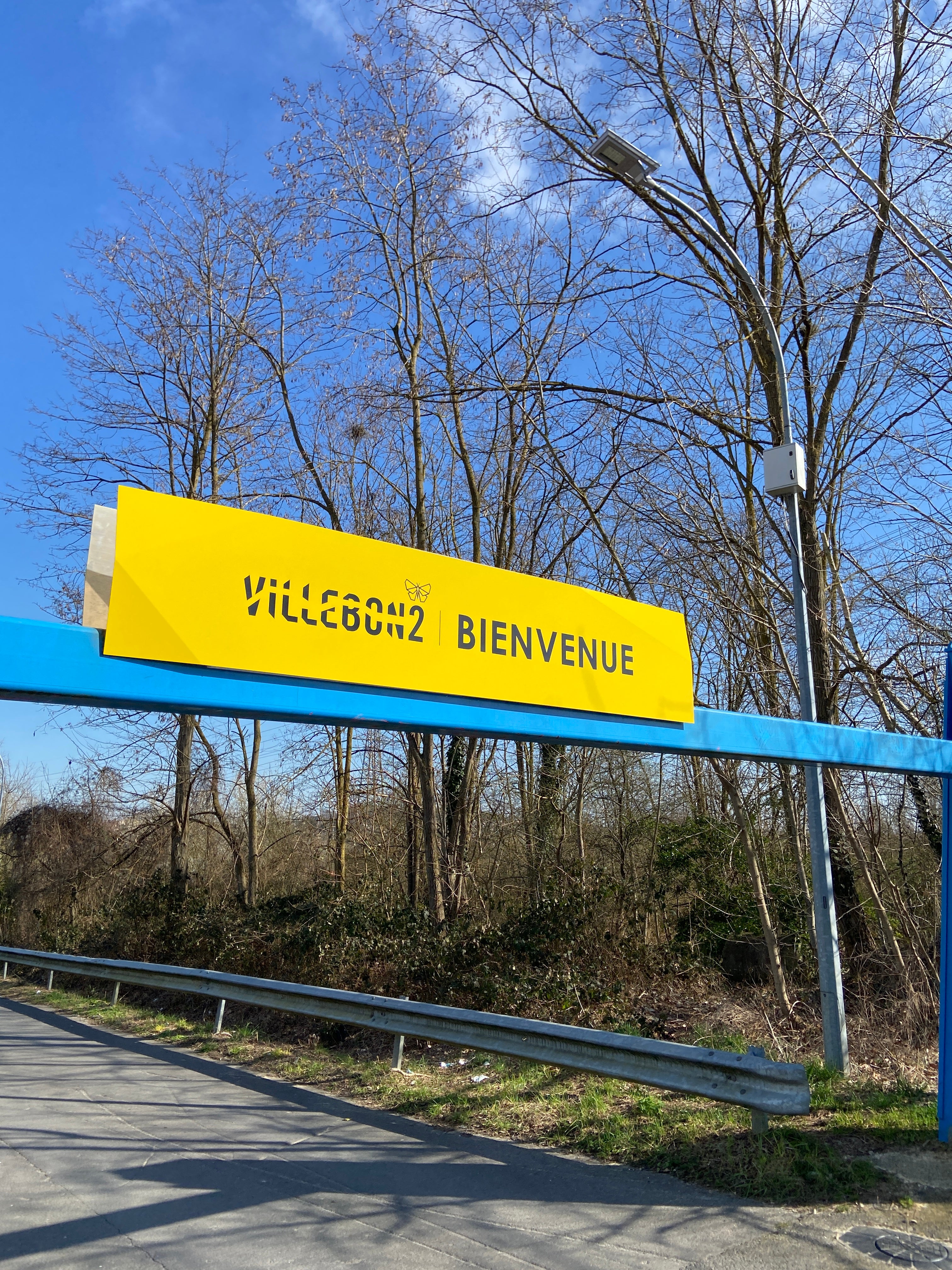 9 enseignes pour Villebon 2