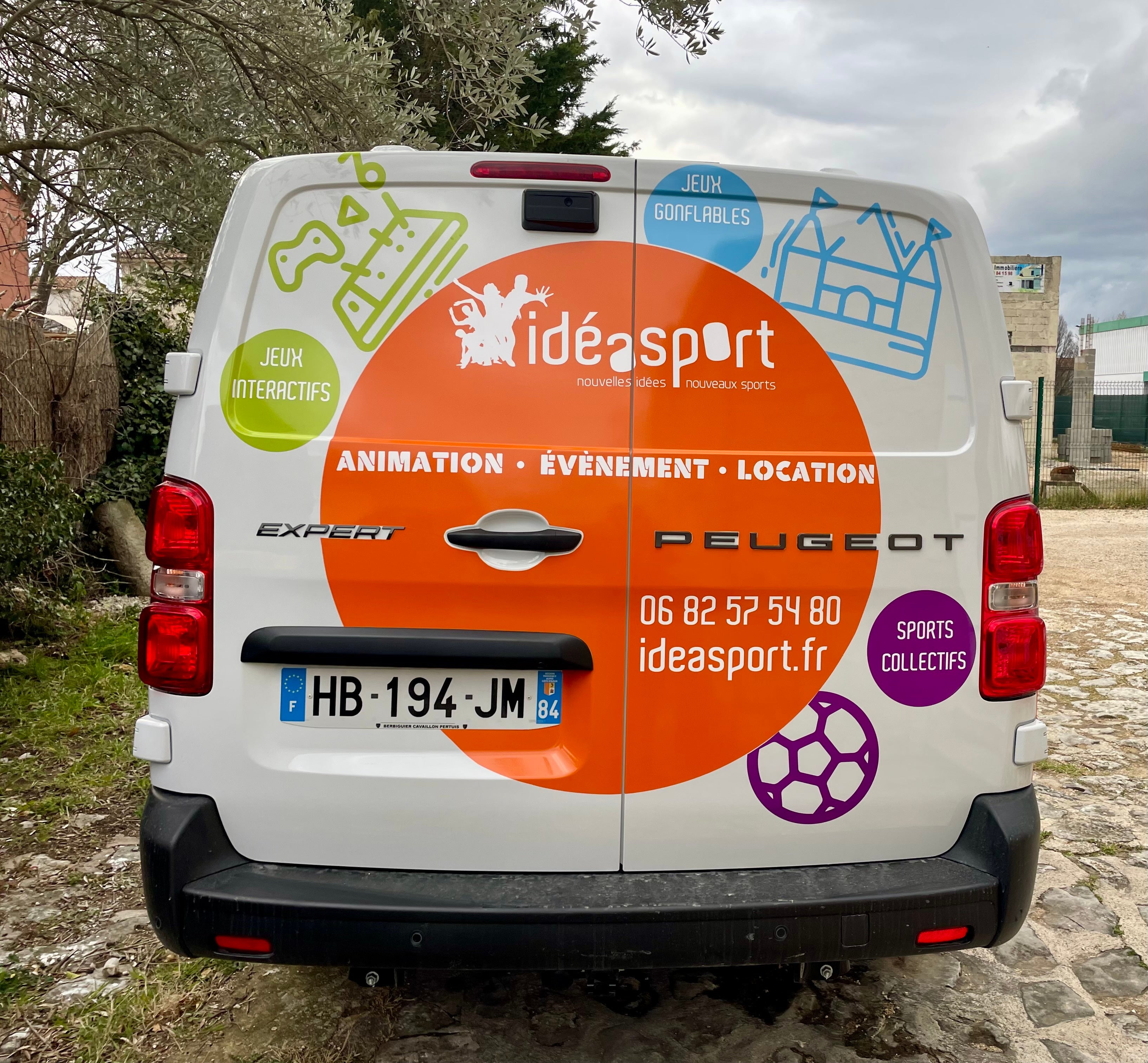 VTM Sport & Événement / Ideasport : un marquage véhicule impactant.