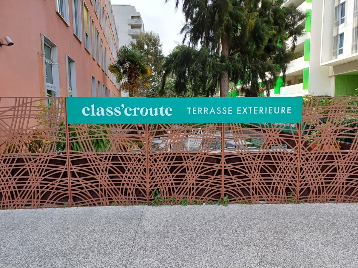 Signarama Saint Laurent du Var : votre spécialiste de la vitrophanie et de l'enseigne