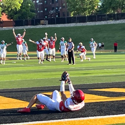 https://cdn.gorilladash.com/images/media/16540568/fully-promoted-usa-kansas-shrine-bowl-2024-custom-uniforms-square-67db29c5ee9fa.jpg?auto=webp&crop=1%3A1%2Csmart&width=400