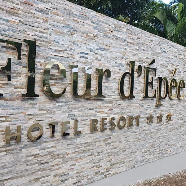 Fleur d’Épée se dévoile sous un nouveau jour... et surtout, sous une nouvelle lumière !