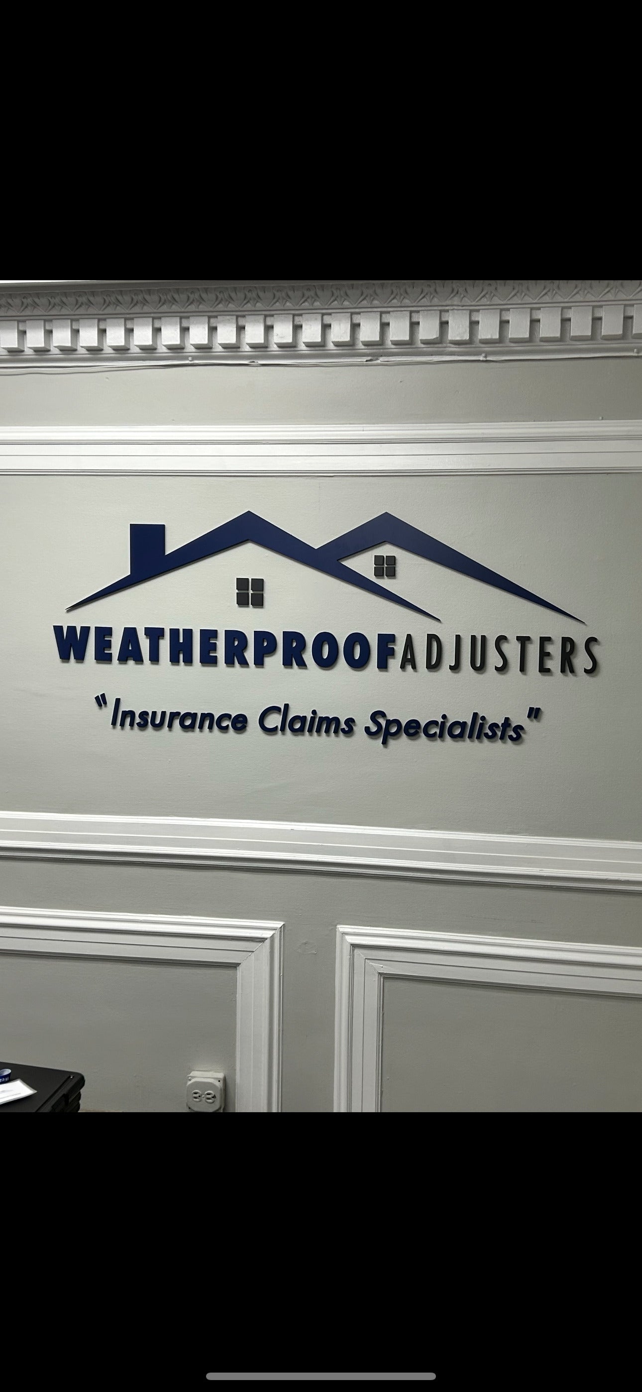 Lobby Signage - Vinyl Print/Dimensional Letters