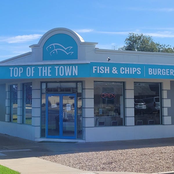 Top of The Town_Full Front of Shop_Echuca Moama Signarama