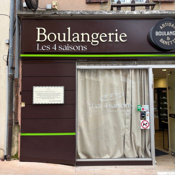 Lettrages adhésifs et vitrophanie à Courthézon
