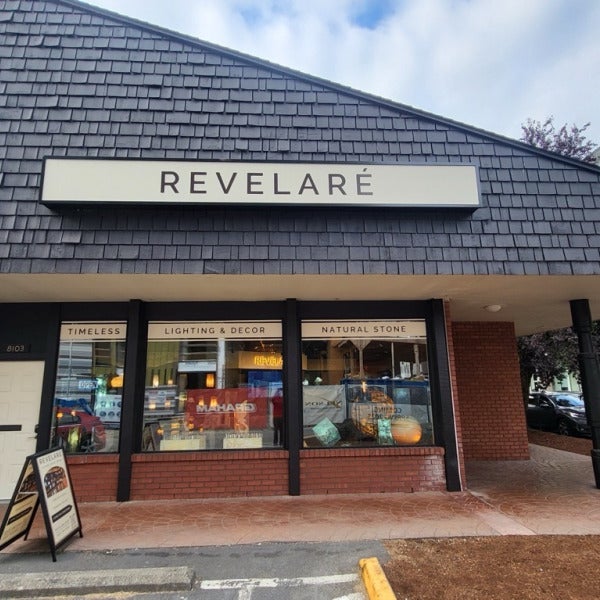 Revelare Opens in Redmond, WA - Fresh Windows Graphics and Storefront Signs