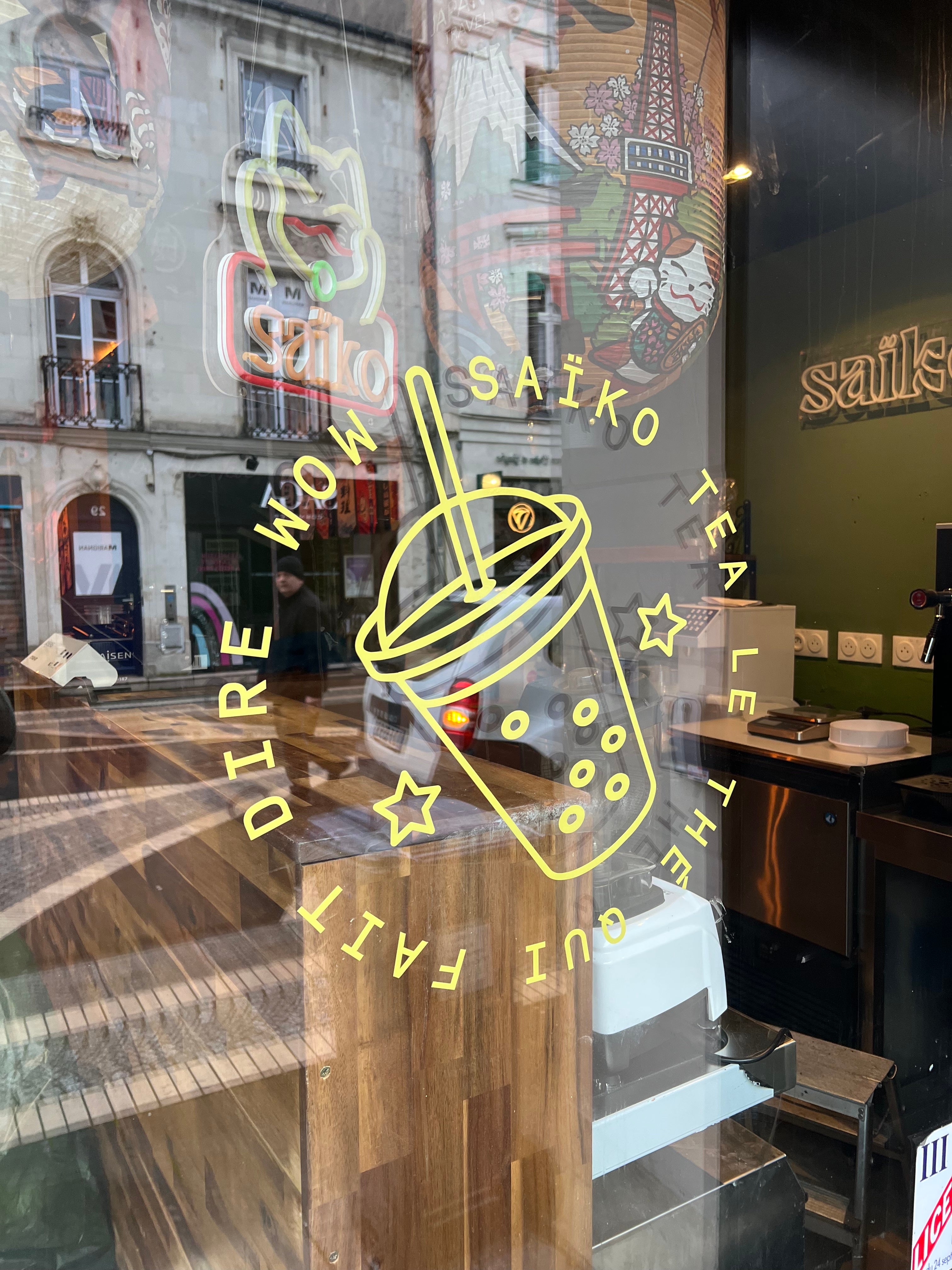 Vitrophanie et enseigne pour un nouveau restaurant à Tours !