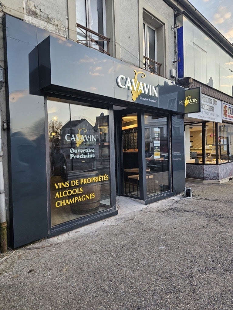 habillage de façade de magasin