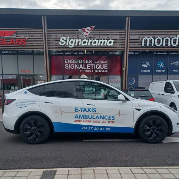 2025-SIGNARAMA-SAINT-ETIENNE-ETAXIS-AMBULANCE-COTE