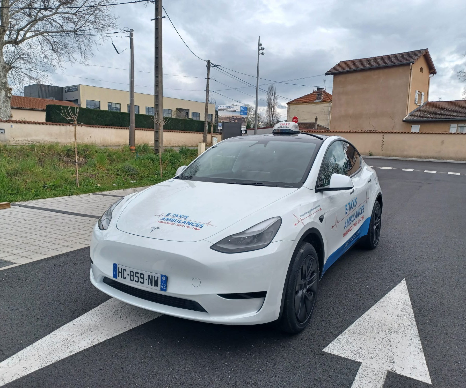 E-Taxis Ambulance