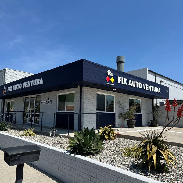 Custom Building Sign for Fix Auto Ventura: Tailored Signage for Maximum Visibility and Branding
