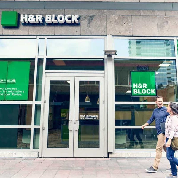 H&R Block Sets Sail with Richard A. Johnson at the Financial Helm, Ready to Chart a Course to Prosperity