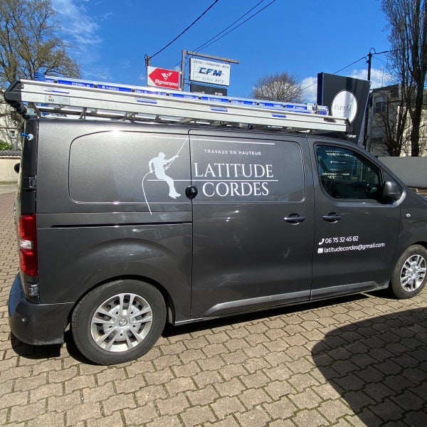 Flocage au top, d'un utilitaire, pour Latitude Cordes à Villemoisson-sur-Orge - Signarama Val d'Orge