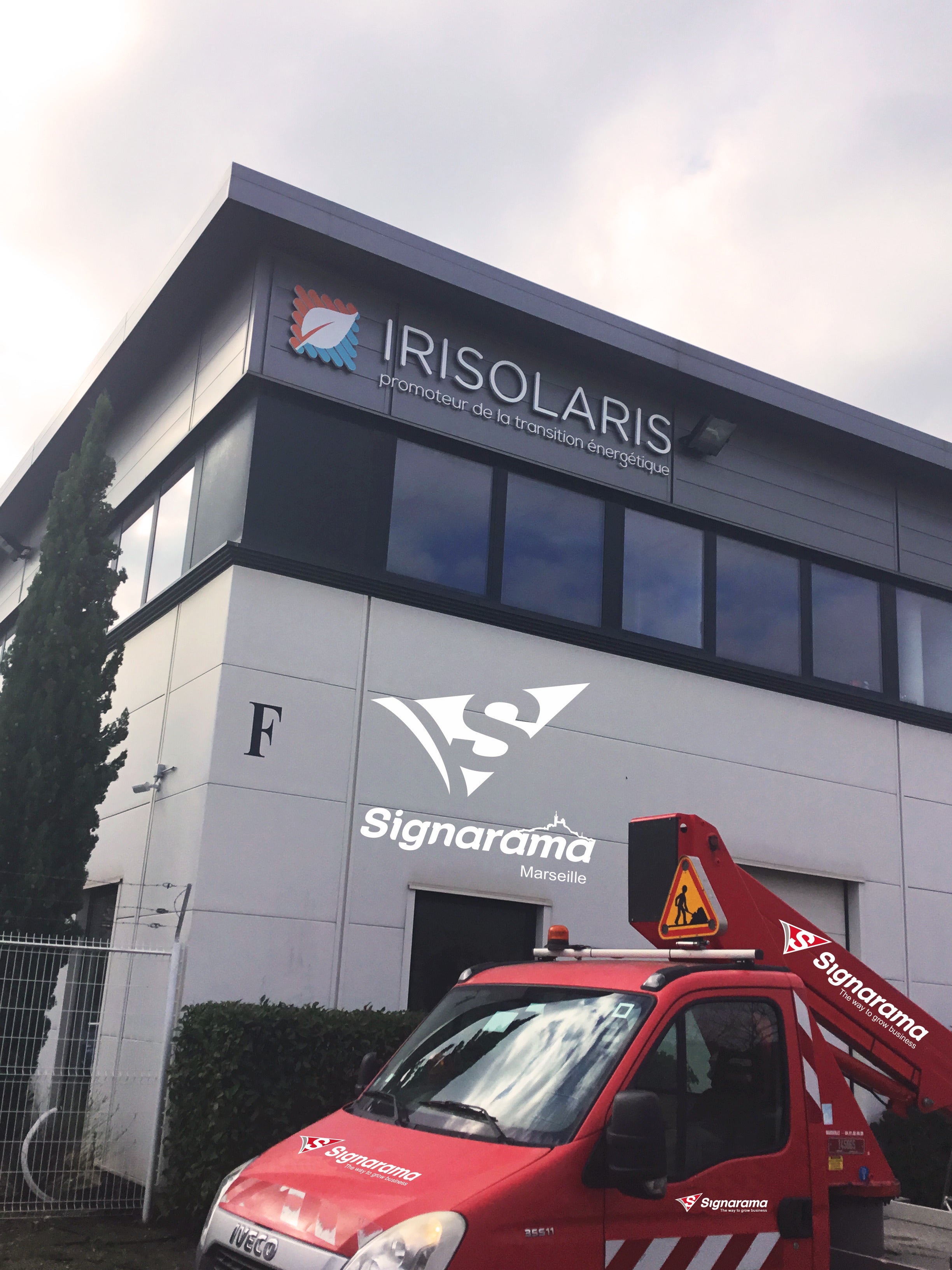 IRISOLARIS - Panneau aluminium + adhésif vinyle polymère laminé matPanneau aluminium + adhésif vinyle polymère laminé mat