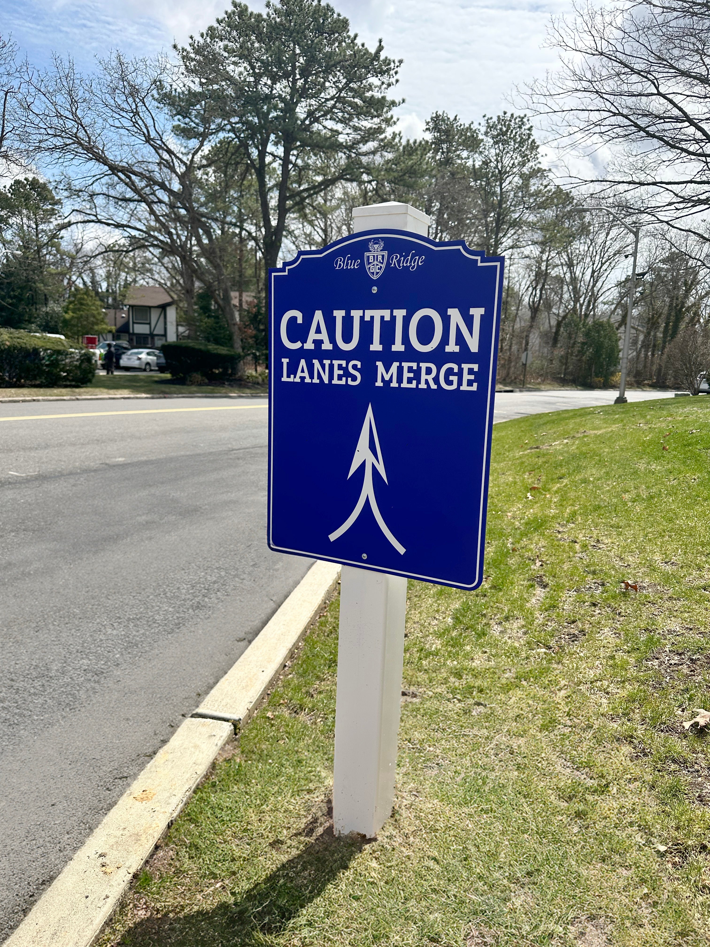 Smart Design Meets Curb Appeal: Custom Wayfinding Signs for Gated Communities
