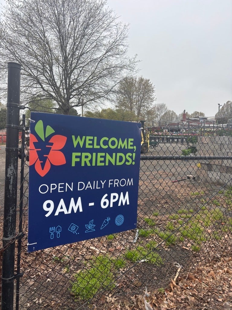 Reston Farms Welcoms Spring with Custom Coroplast Signs