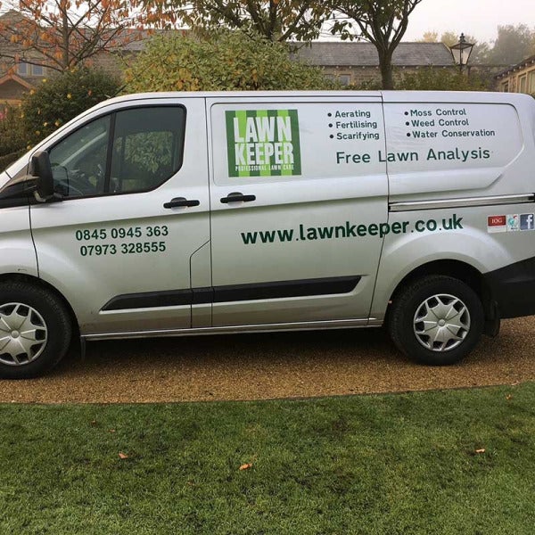 Navigating the Green Maze: Finding Prosperity in Lawn Care Franchising