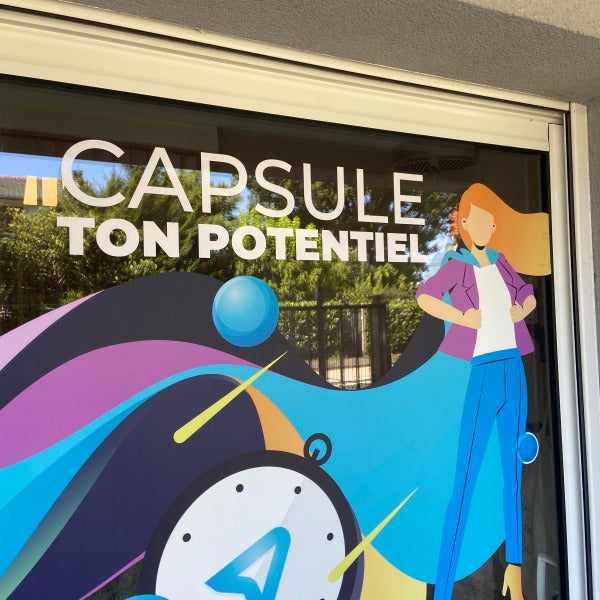Enseigne et vitrines pour Capsule, à Sainte-Geneviève-des-Bois - Signarama Val d'Orge