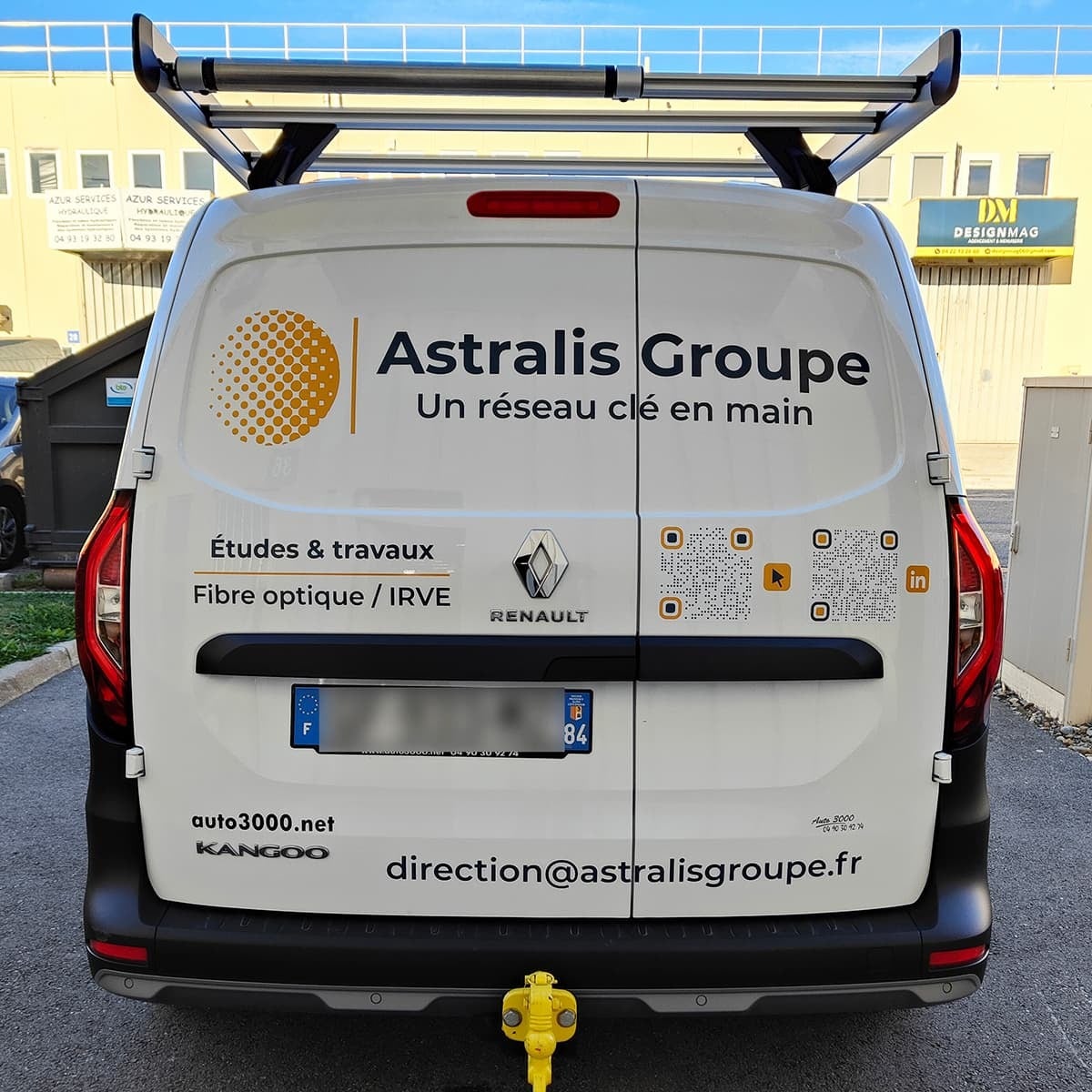 signarama saint laurent du var : votre expert en marquage vehicule sur mesure