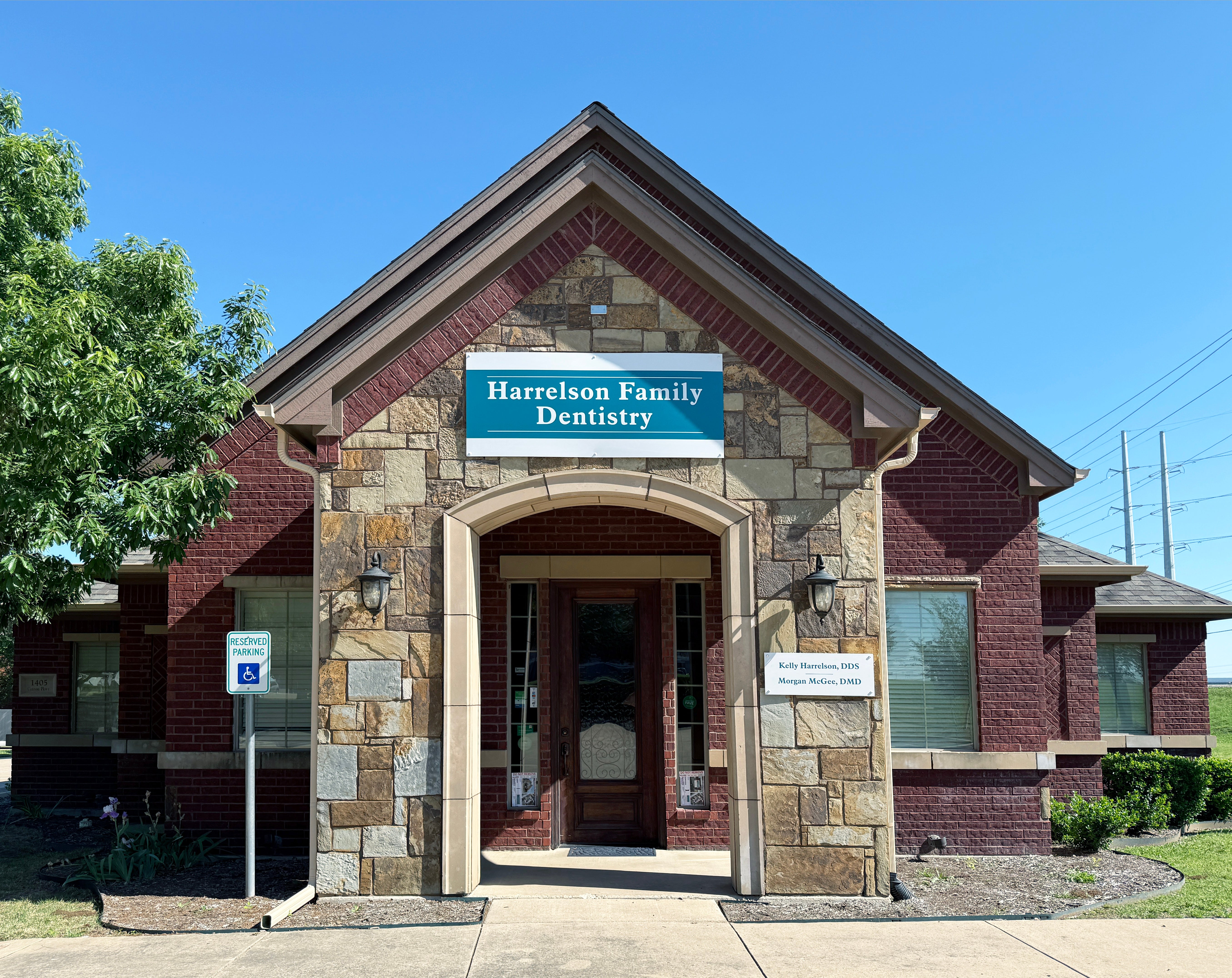 Building & Commercial Signs
