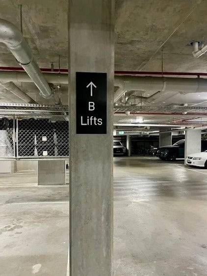 Directional Signage - 8 Clinch Ave Apartments - Preston VIC.