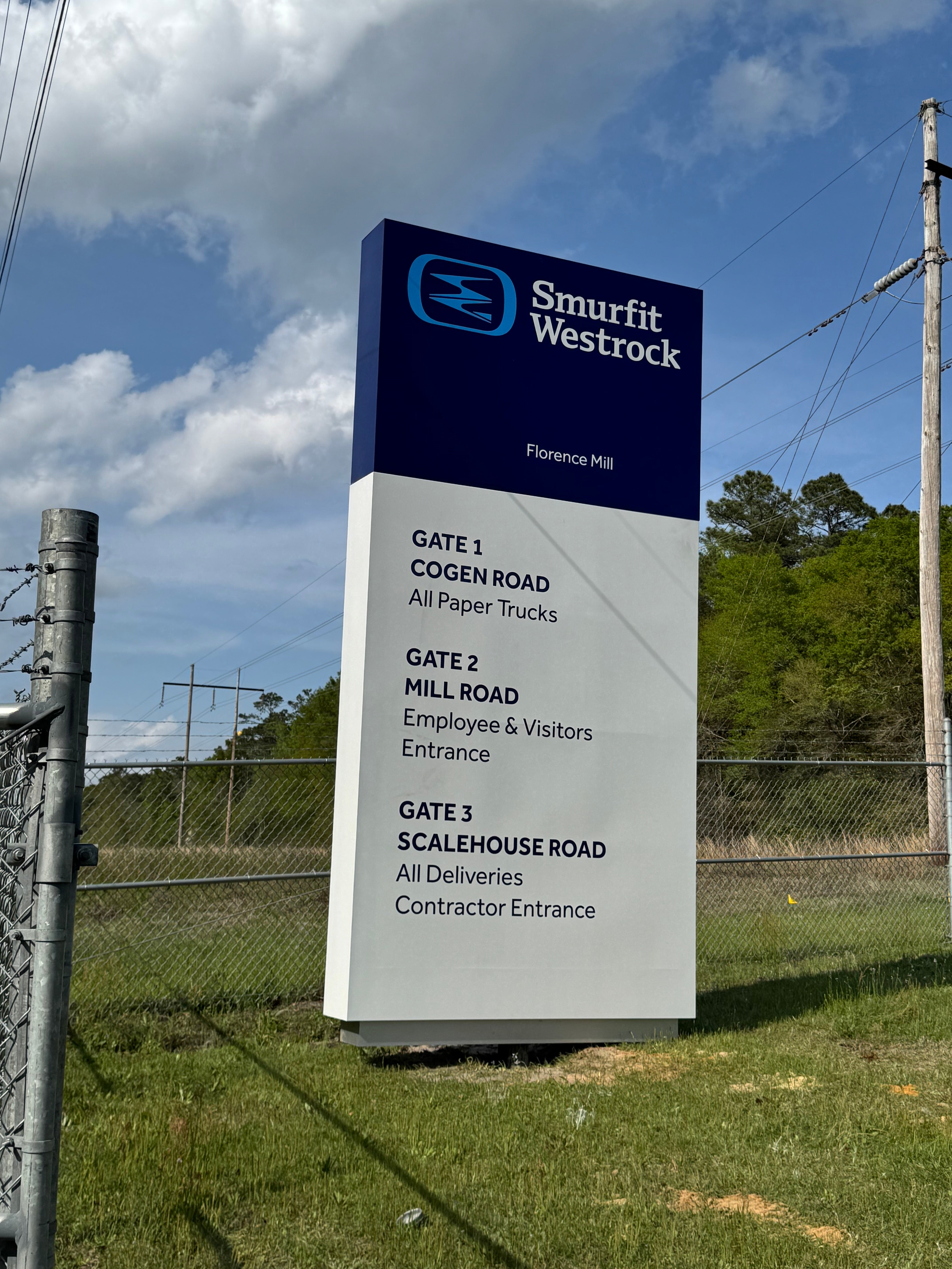 Signarama Columbia Completes Full Sign Package Installation for Smurfit Westrock