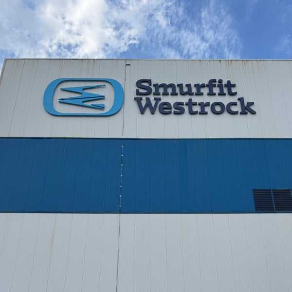Signarama Columbia Completes Full Sign Package Installation for Smurfit Westrock
