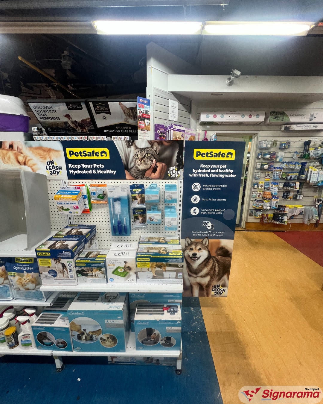 Retail advertising boards