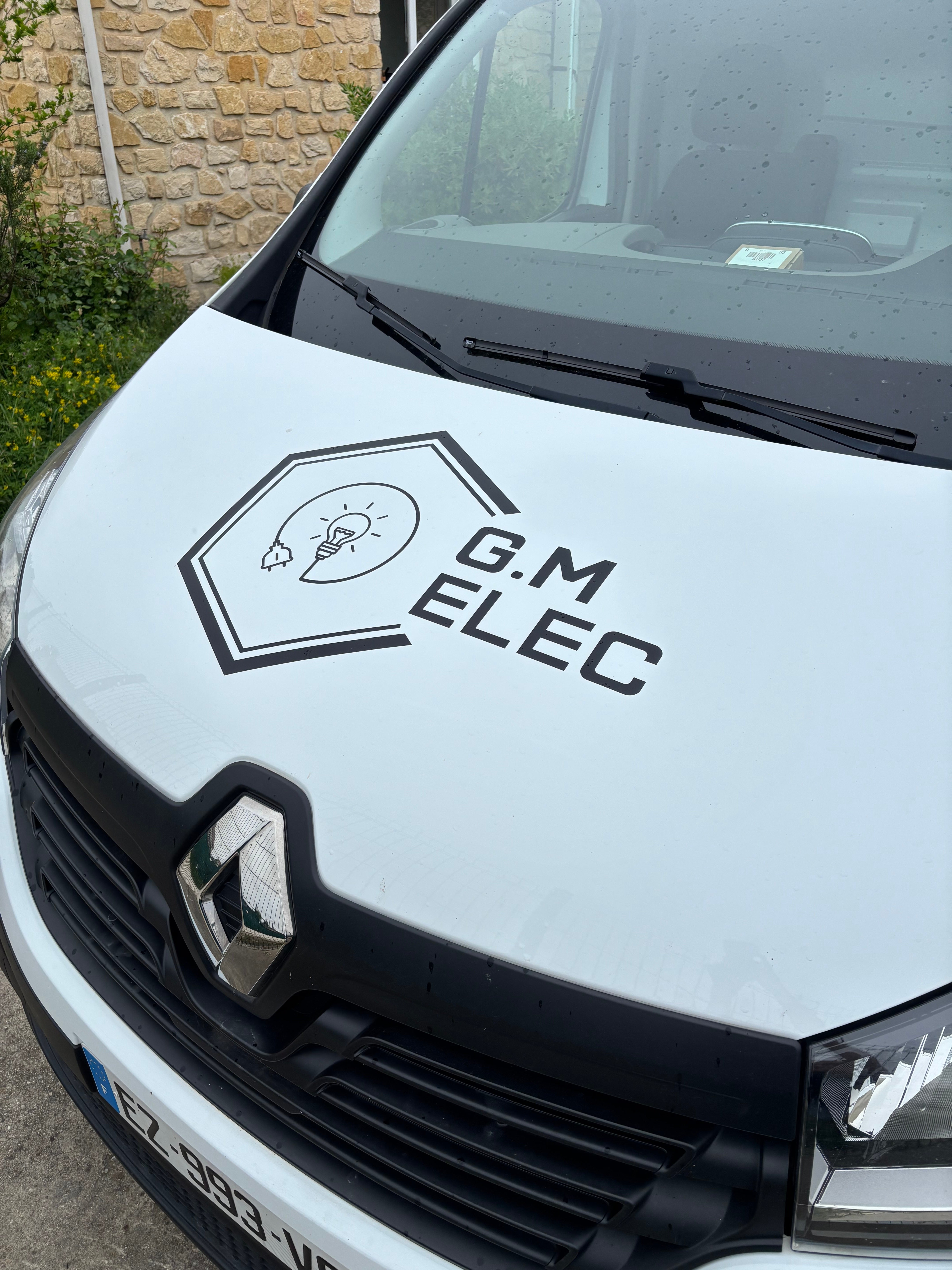 Marquage véhicule pour G.M ELEC à Carpentras