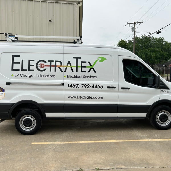 9320 Van Graphics
