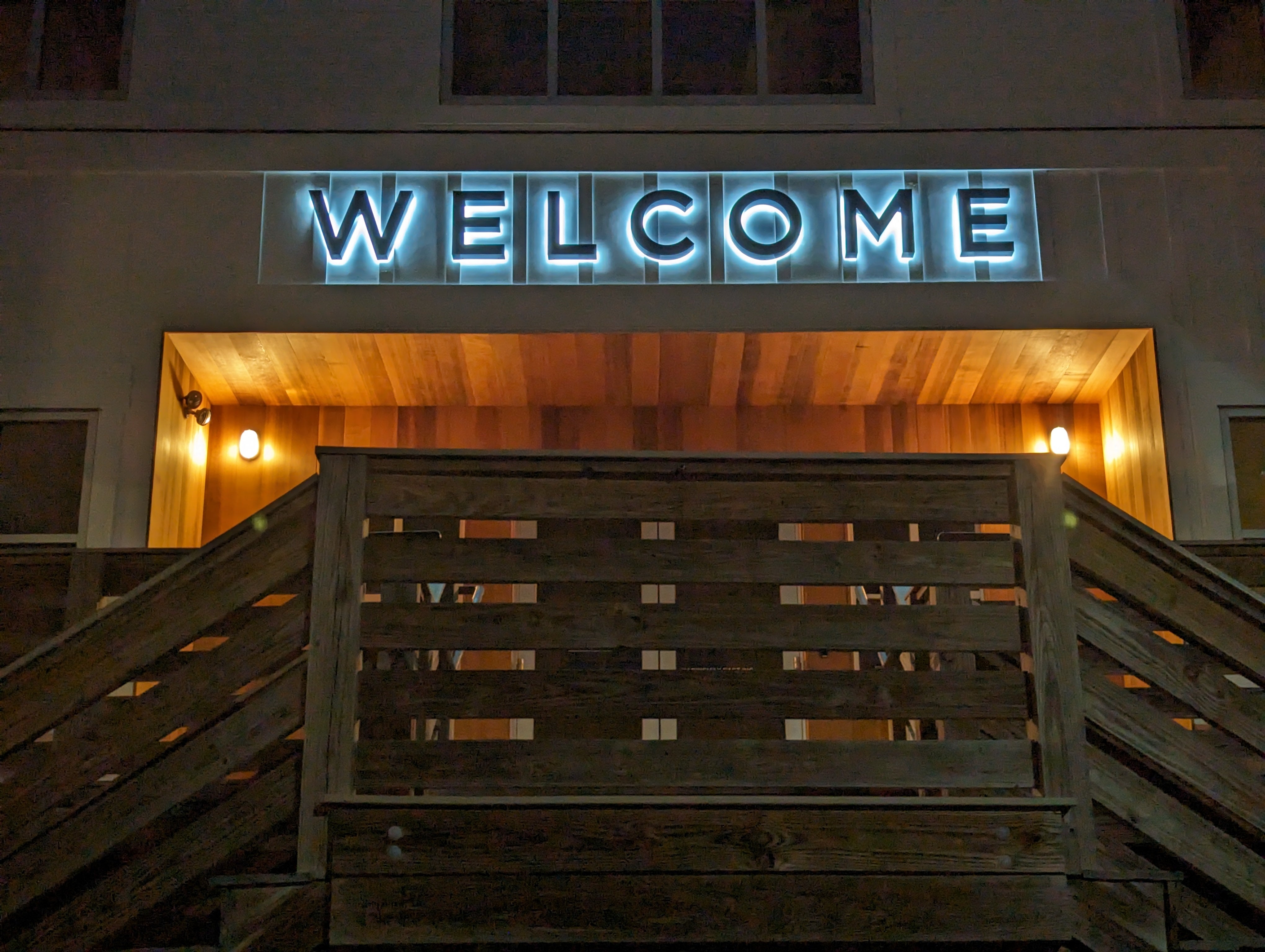 Outdoor Illuminated & Backlit Signs