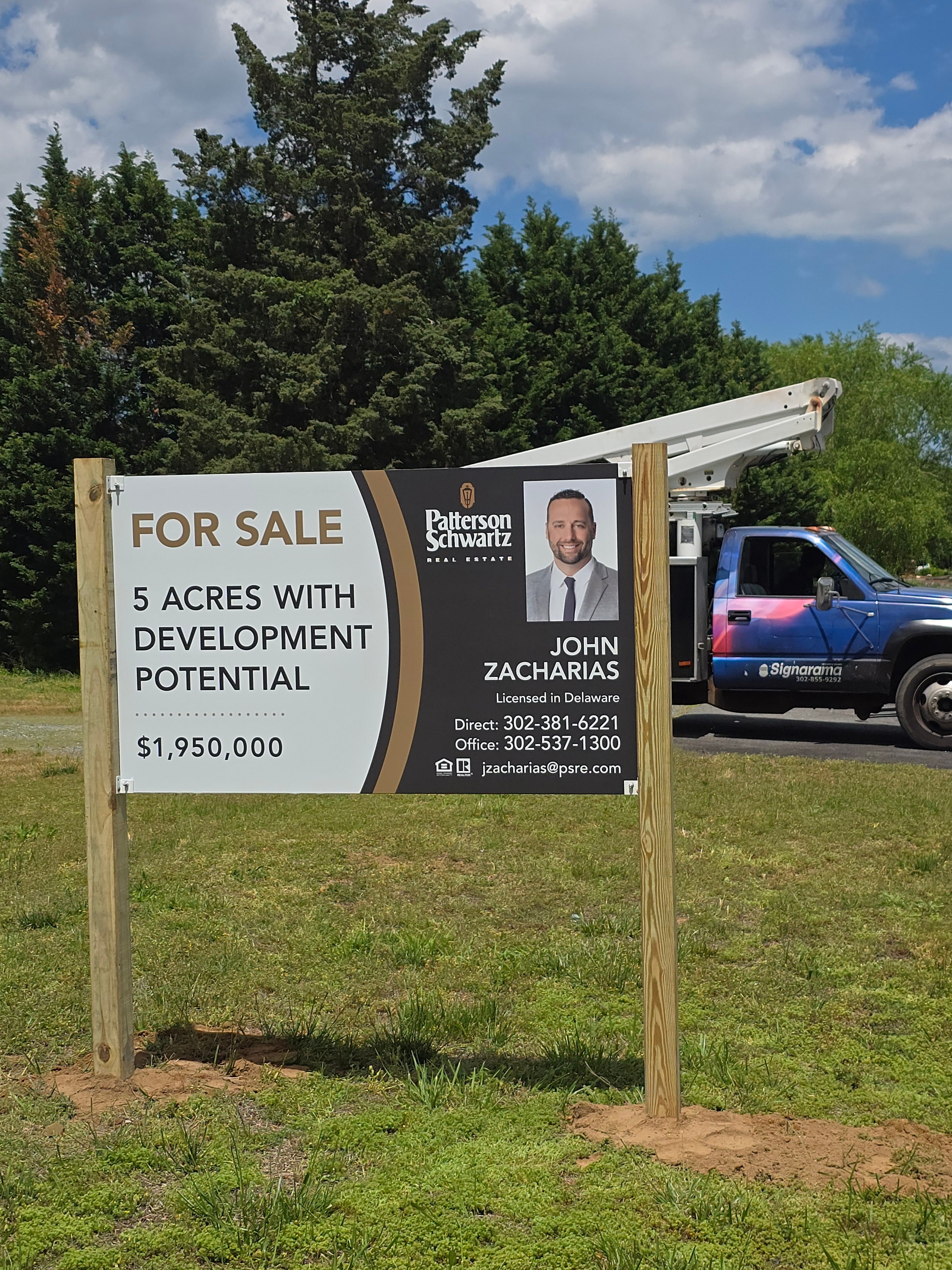 Real Estate Signs & Open House Flags
