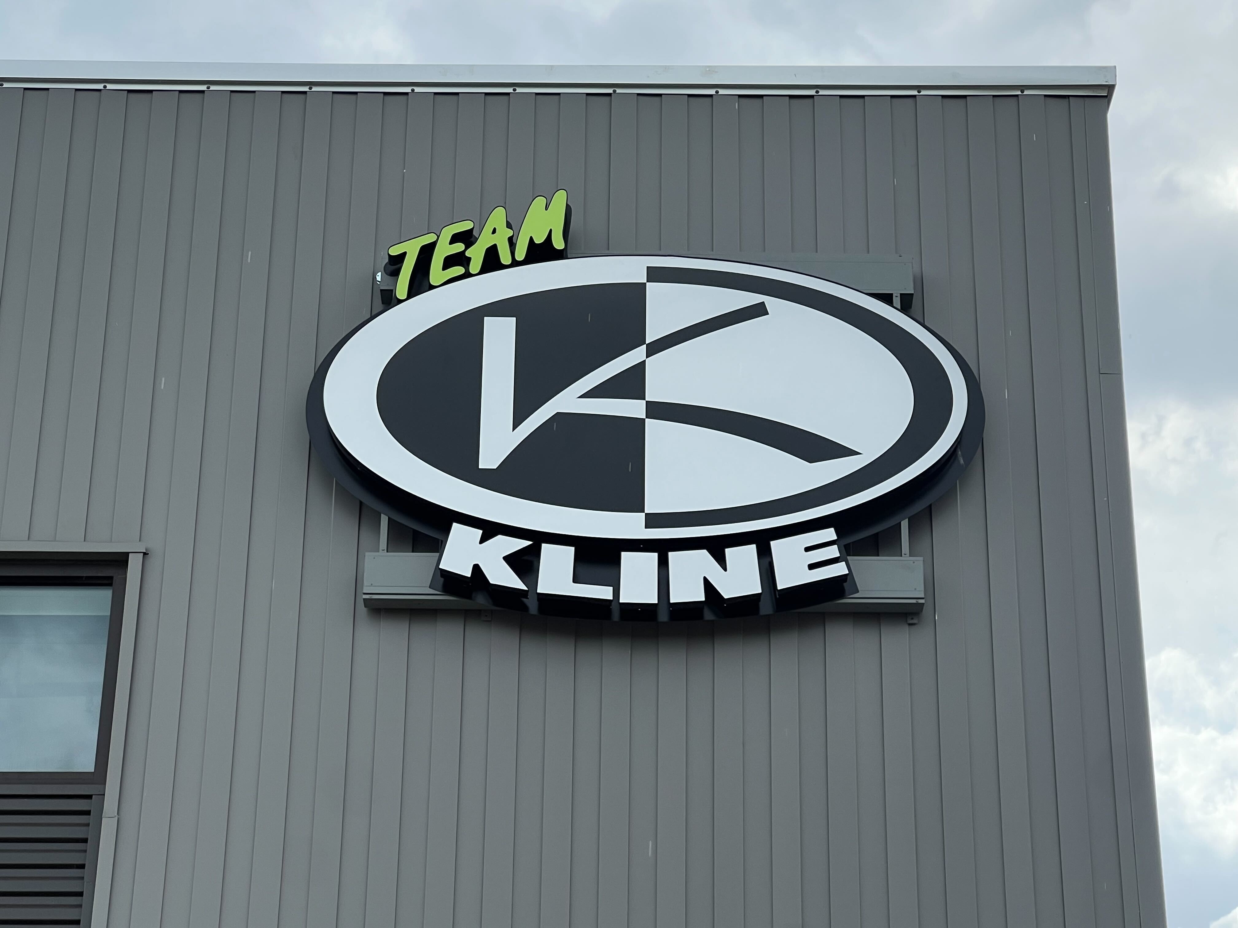 Business & Company Signs
