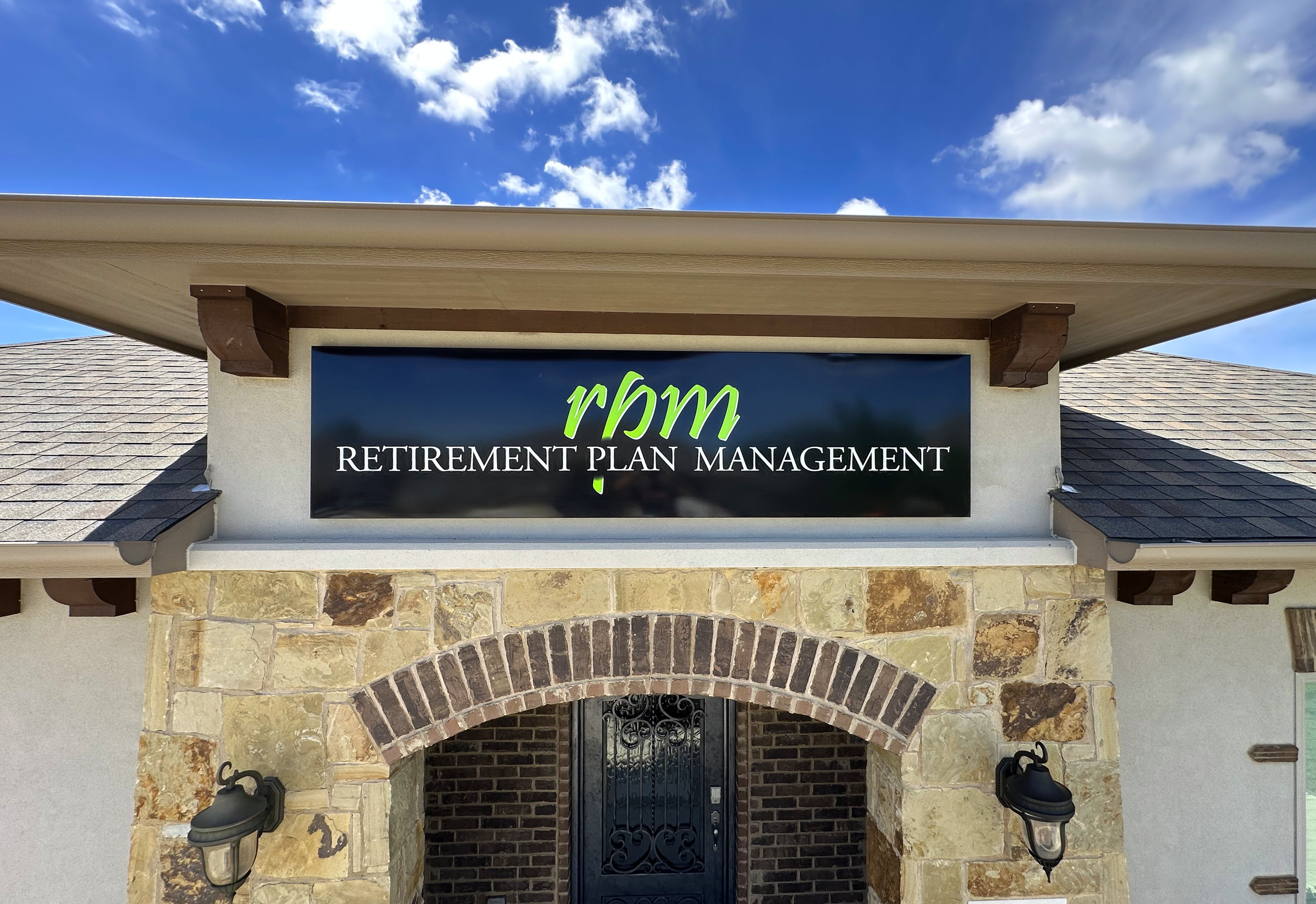 Exterior Business Sign for Retirement Plan Management done by Signarama North Fort Worth/Keller