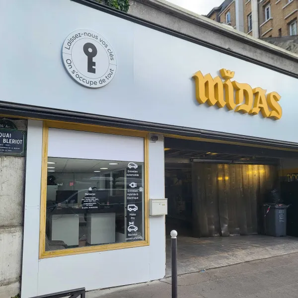 Nouvelle enseigne Midas