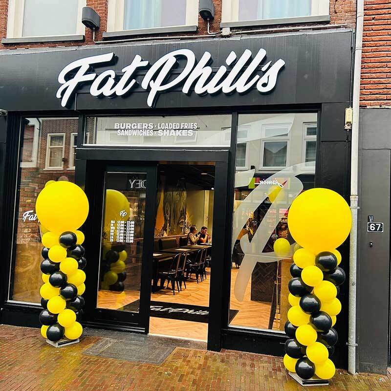 Fat Phill's Makes Mouthwatering Move to Ireland: Smash Burgers and Loaded Fries Headed to Dublin's Temple Bar Fat Phill's Makes Mouthwatering Move to Ireland: Smash Burgers and Loaded Fries Headed to Dublin's Temple Bar
